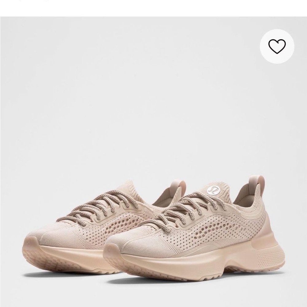 lululemon athletica Women’s chargefeel 3 workout shoe 9